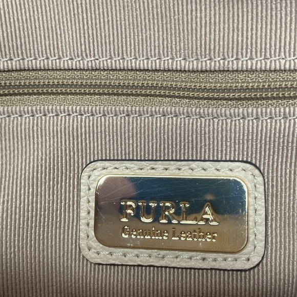 Furla: Genuinely Leather Purse - Picture 8 of 11